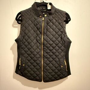 💖 Love Tree Black Vest with Gold Button